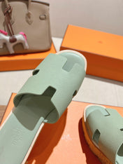 HM 25S HIGH WEDGE SANDALS IN SOFT MINT GREEN LAMBSKIN STYLE 28