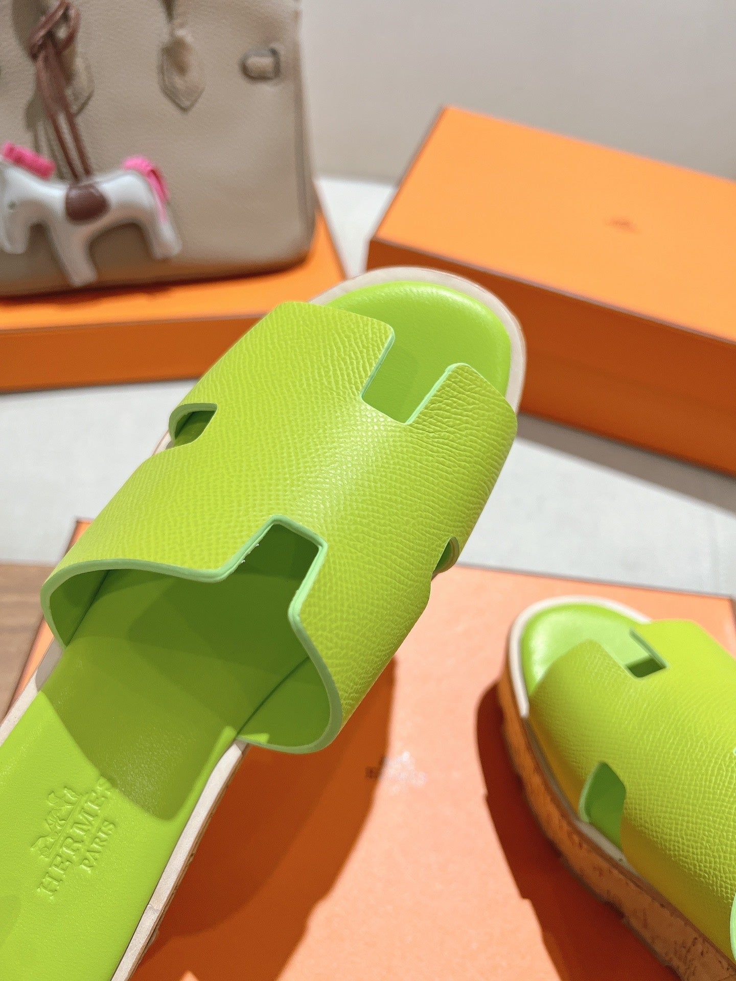 HM 25S HIGH WEDGE SANDALS IN SPRING GREEN LAMBSKIN STYLE 22