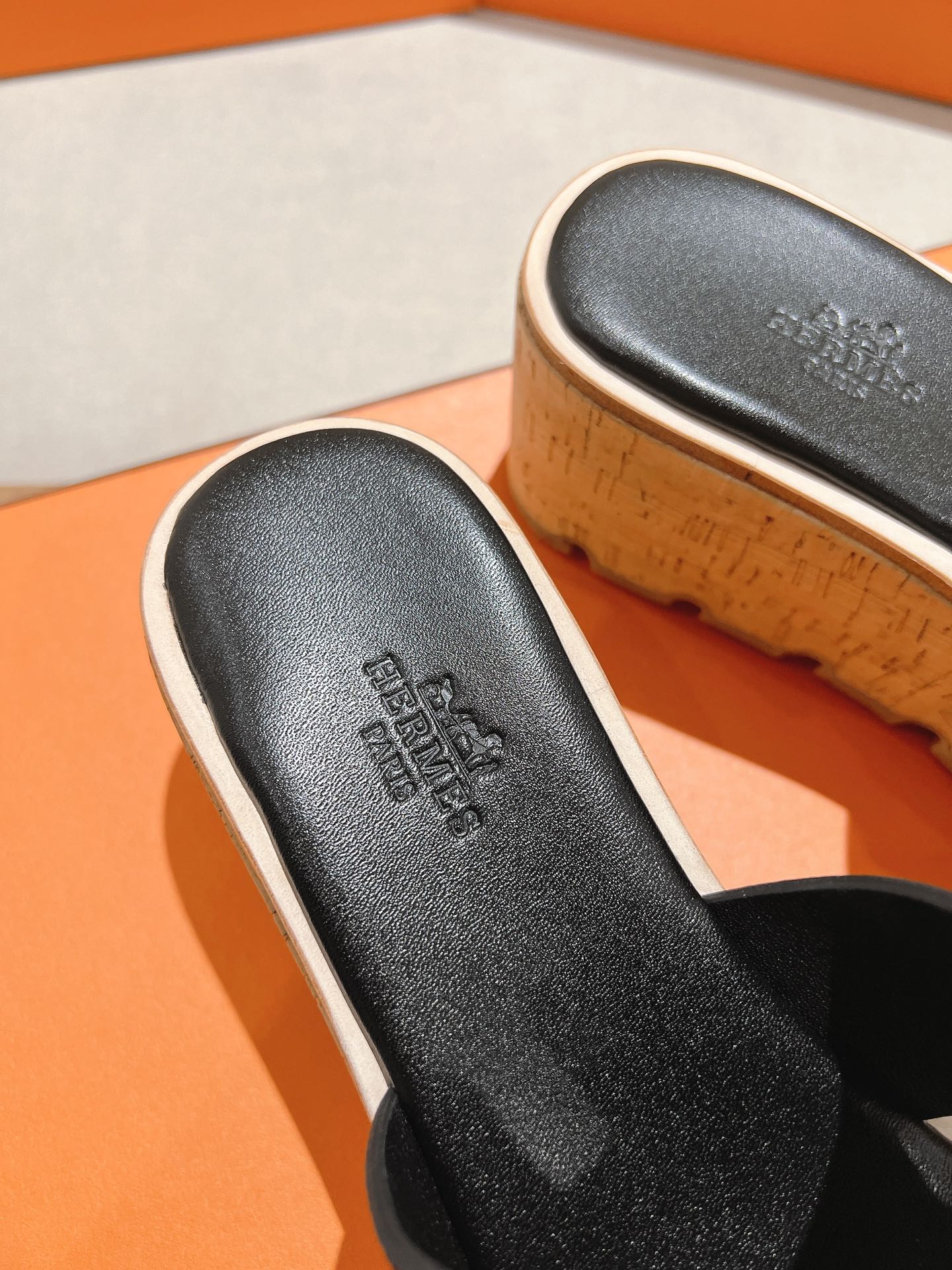 HM 25S HIGH WEDGE SANDALS IN BLACK LAMBSKIN STYLE 23