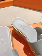 HM 25S HIGH WEDGE SANDALS IN LIGHT GREY LAMBSKIN STYLE 13