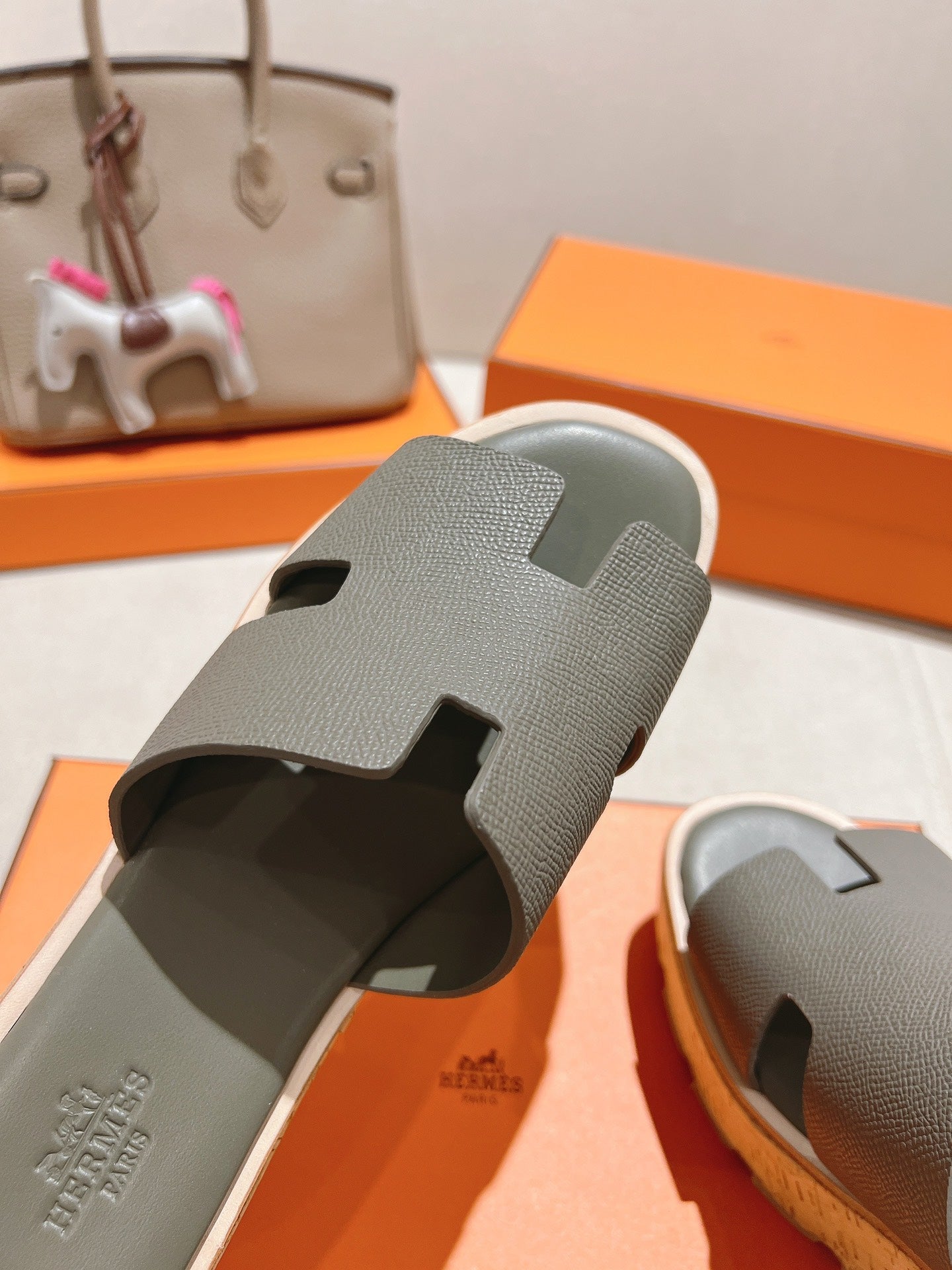 HM 25S HIGH WEDGE SANDALS IN DARK GREY LAMBSKIN STYLE 11