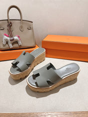 HM 25S HIGH WEDGE SANDALS IN LIGHT GREY LAMBSKIN STYLE 9