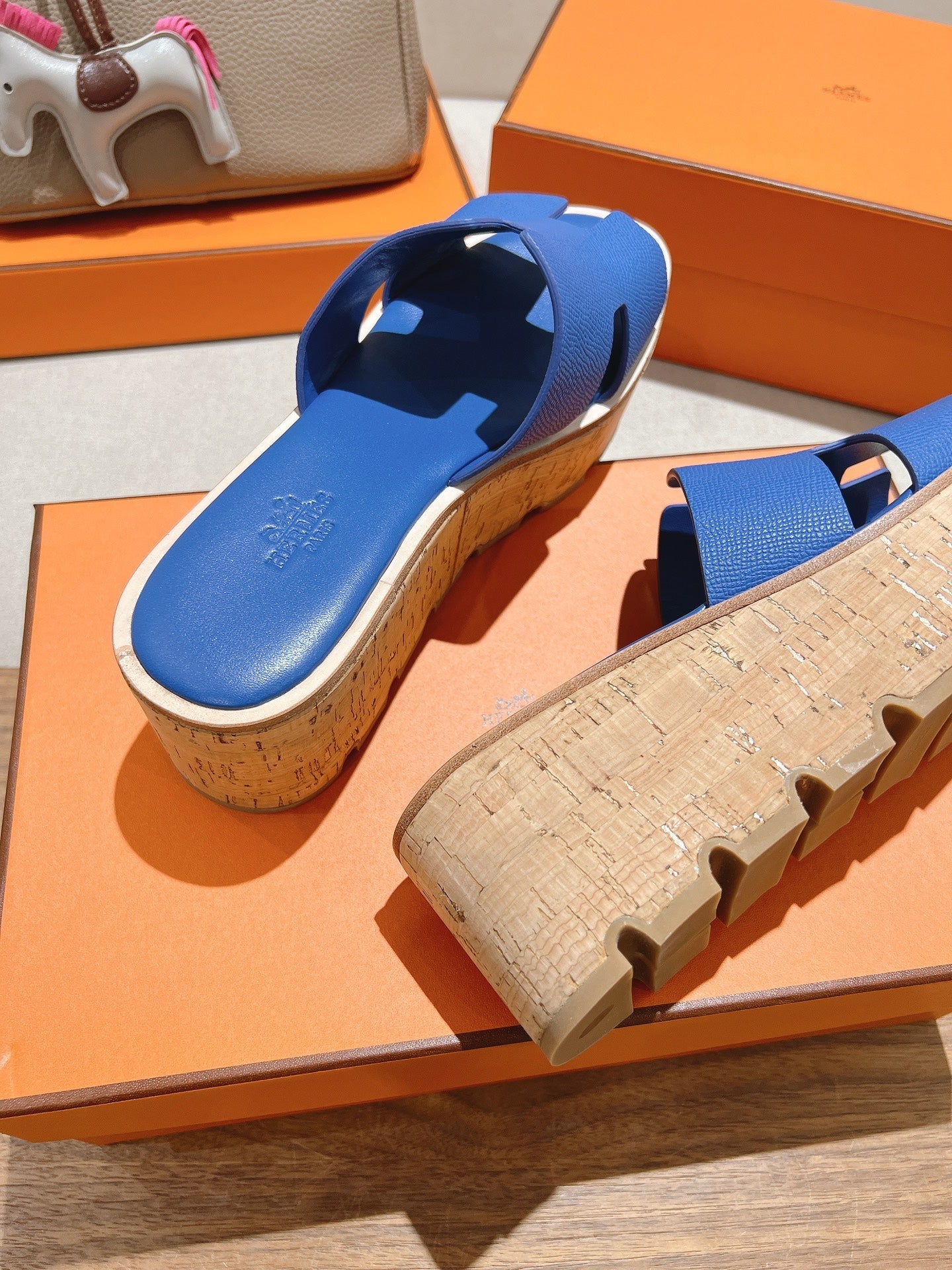 HM 25S HIGH WEDGE SANDALS IN COBALT BLUE LAMBSKIN STYLE 20