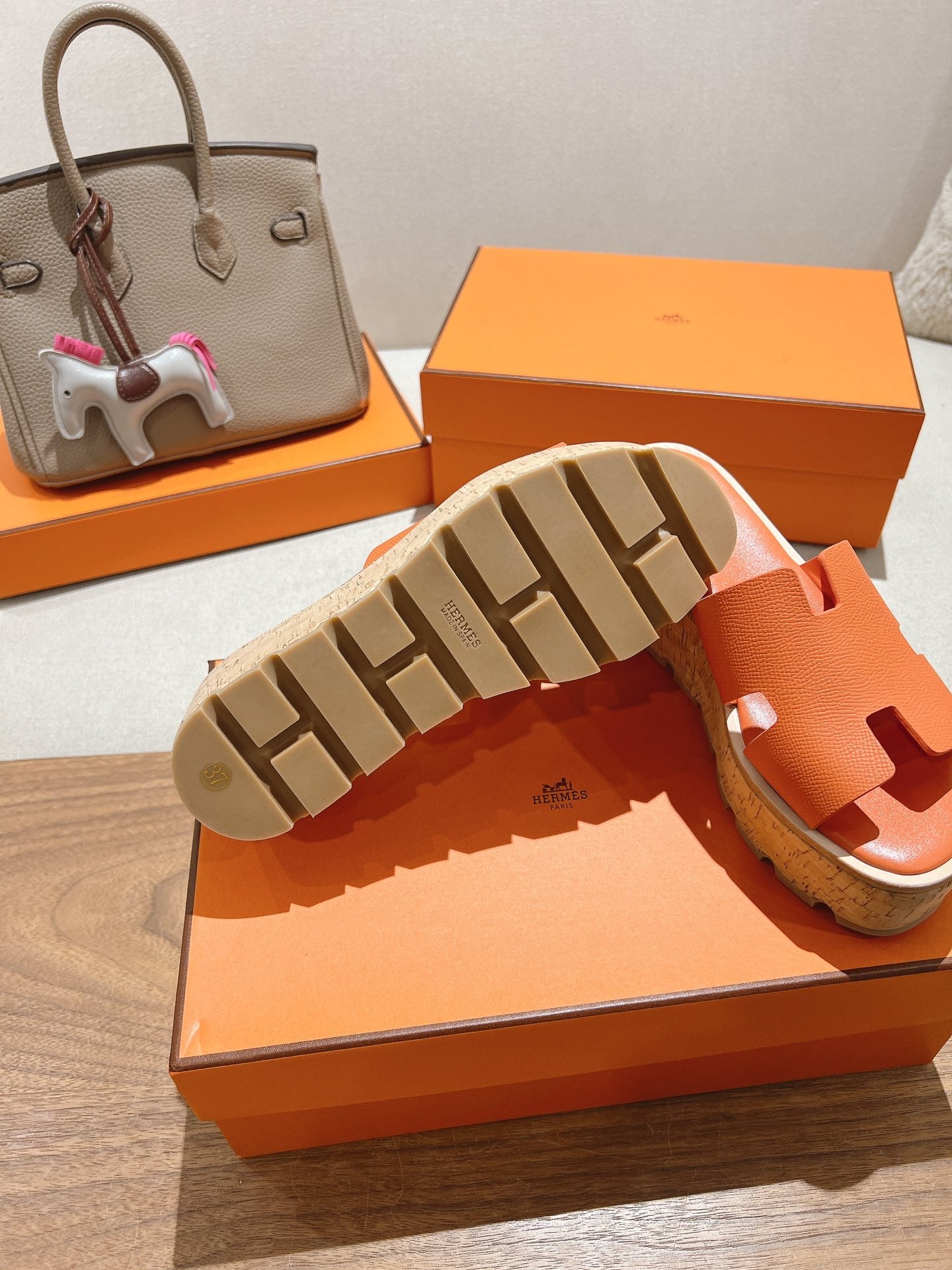 HM 25S HIGH WEDGE SANDALS IN ORANGE LAMBSKIN STYLE 4