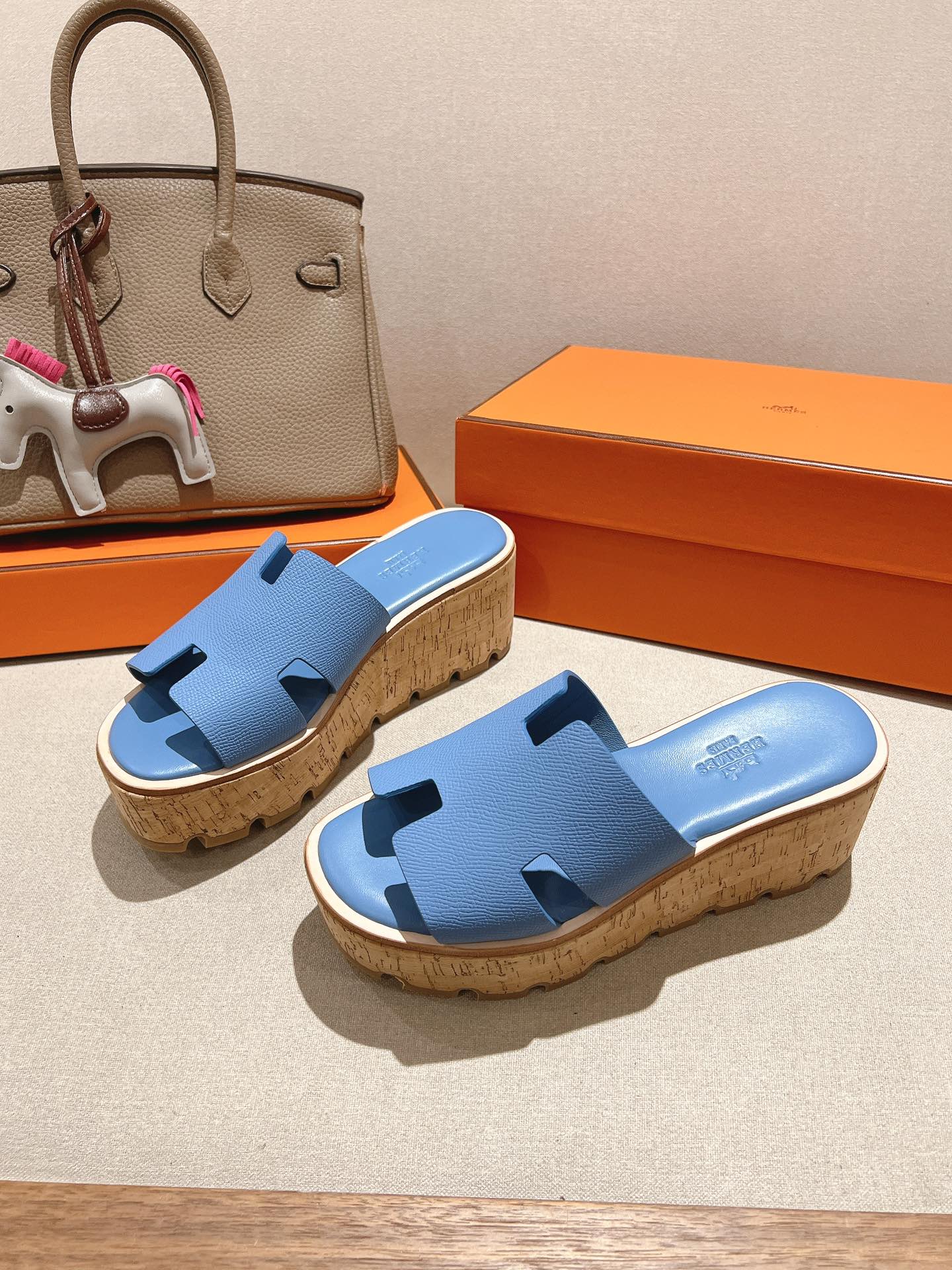 HM 25S HIGH WEDGE SANDALS IN BLUE LAMBSKIN STYLE 3