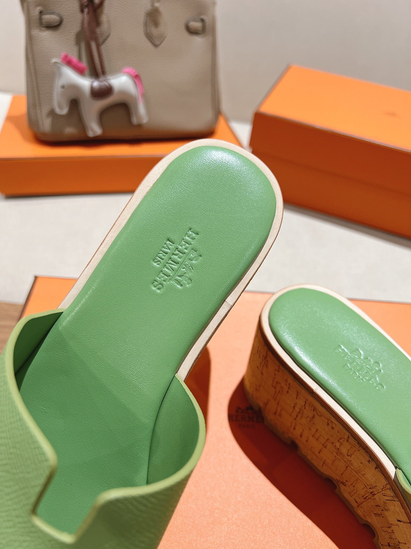 HM 25S HIGH WEDGE SANDALS IN LIGHT GREEN LAMBSKIN STYLE 1