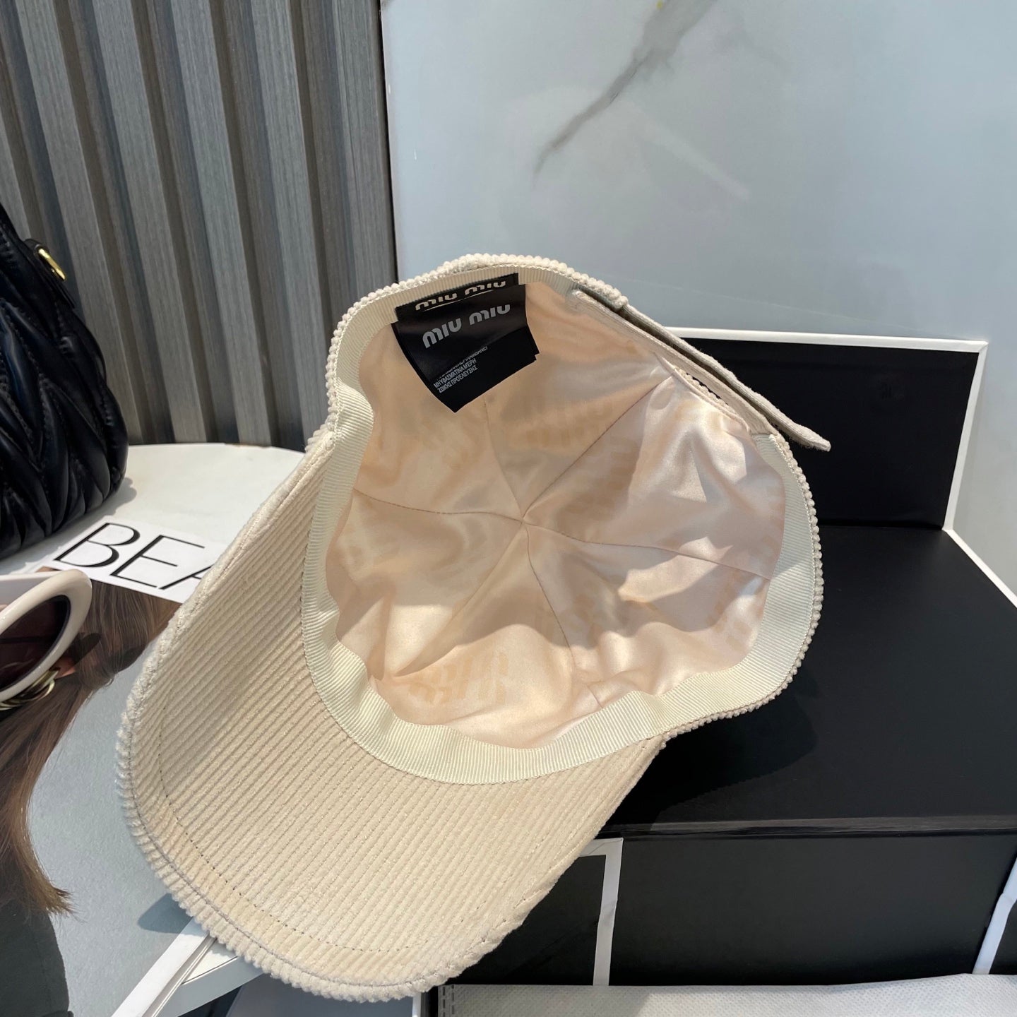 MM BASEBALL CAP IN CREAM WHITE VELVET