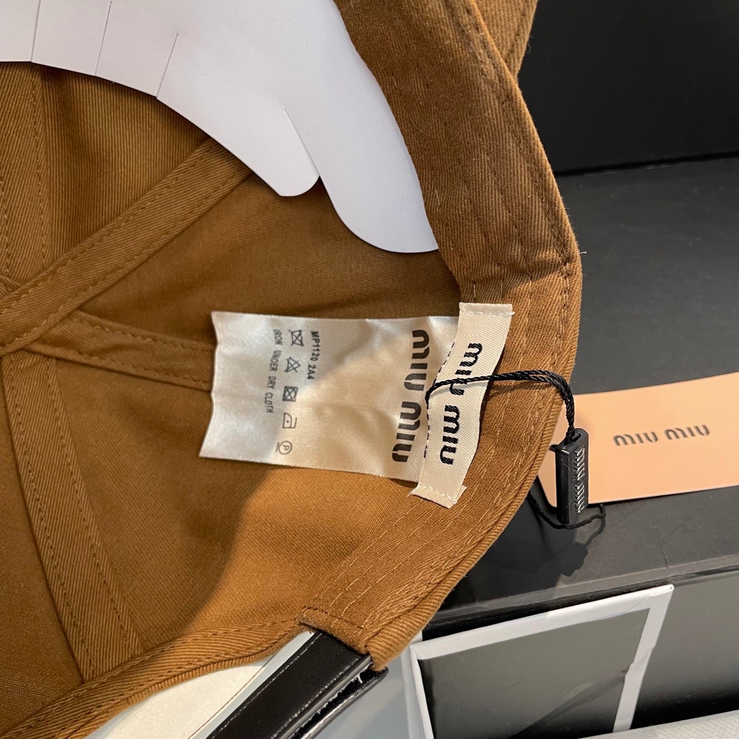 MM BASEBALL CAP IN BURNT ORANGE FABRIC BRAND EMBROIDERY