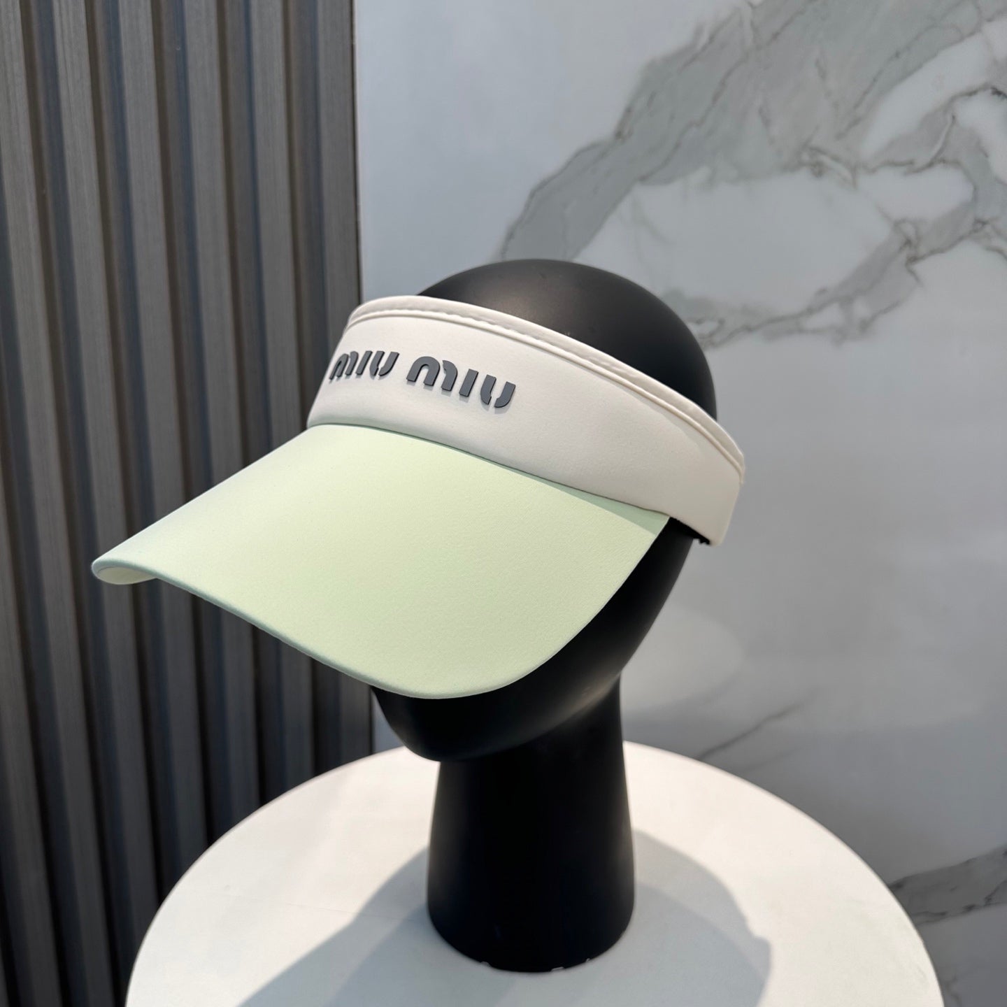 MM SPORT VISOR CAP IN PASTEL GREEN MIX WHITE FABRIC