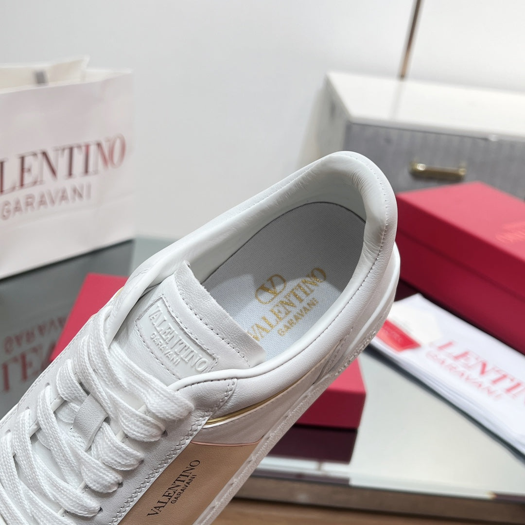 VALENTINO 25S UPVILLAGE SNEAKERS IN WHITE MIX BEIGE STYLE 2