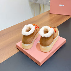 CHUKKA BOOTS IN CIDER BROWN SUEDE WITH WOOL LINING