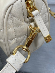 GROOVE MINI 17 BAG IN WHITE CREAM LAMBSKIN