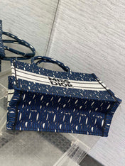 MISS MEDIUM TOTE 36 IN WHITE MIX DEEP COVE BLUE CANVAS