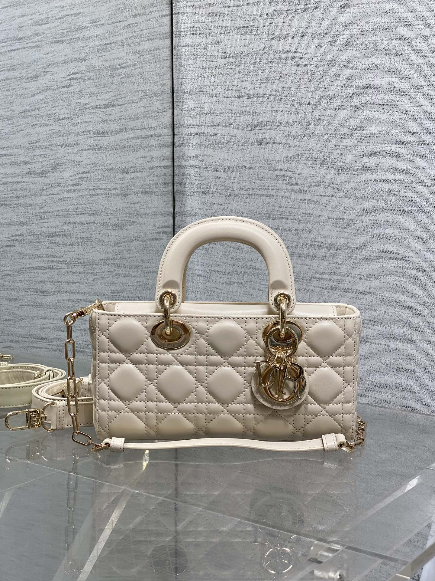 DIOR 25S SMALL LADY D-JOY 22 IN BEIGE LAMBSKIN GOLD HARDWARE