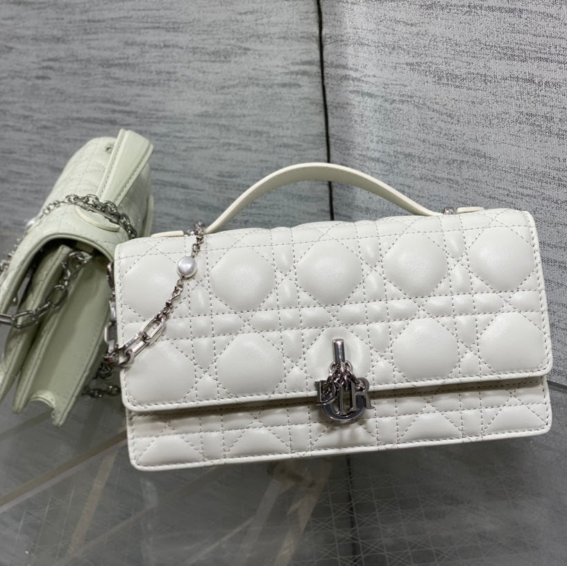 DIOR 25S DIOR TALK PHONE POUCH 21 IN WHITE CANNAGE LAMBSKIN SILVER HARDWARE
