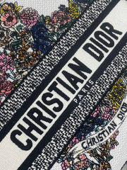 DIOR 25S SMALL LADY D-LITE BAG 24 IN WHITE RED DIOR STAR EMBROIDERY