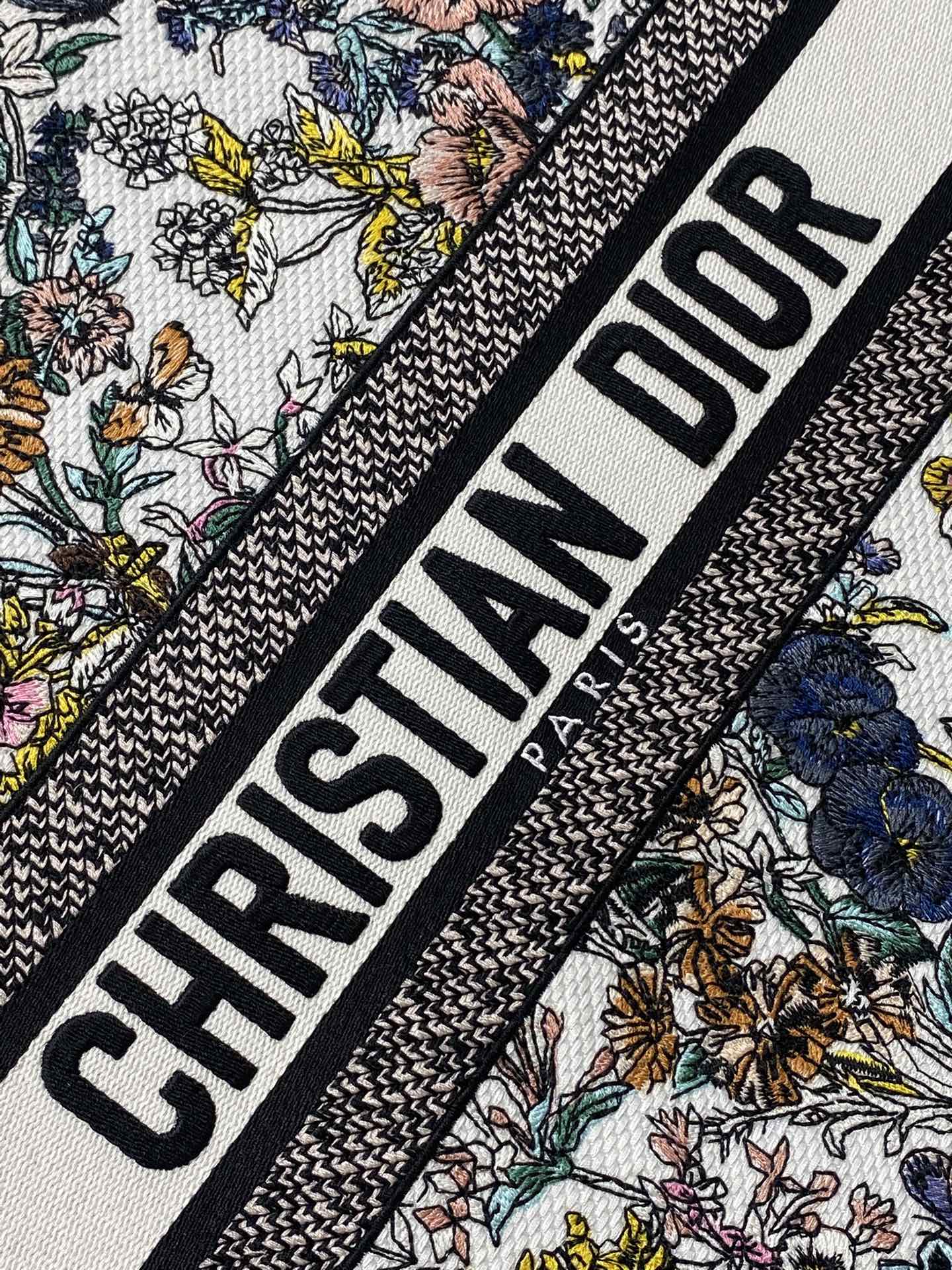 DIOR 25S LUCKY LARGE DIOR BOOK TOTE 42 IN MULTICOLOR DIOR FLOWERS CALENDAR ALLOVER EMBROIDERY