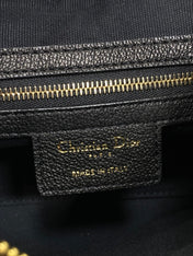 DIOR 25S SMALL VOYAGE BAG 23 IN BLACK FLAT MACROCANNAGE GRAINED CALFSKIN