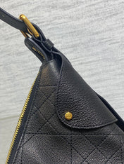 DIOR 25S MEDIUM VOYAGE BAG 28 IN BLACK FLAT MACROCANNAGE GRAINED CALFSKIN