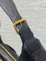 DIOR 25S MEDIUM VOYAGE BAG 28 IN BLACK FLAT MACROCANNAGE GRAINED GLOSSY CALFSKIN