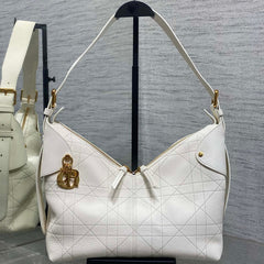 DIOR 25S MEDIUM VOYAGE BAG 28 IN IVORY FLAT MACROCANNAGE GRAINED CALFSKIN