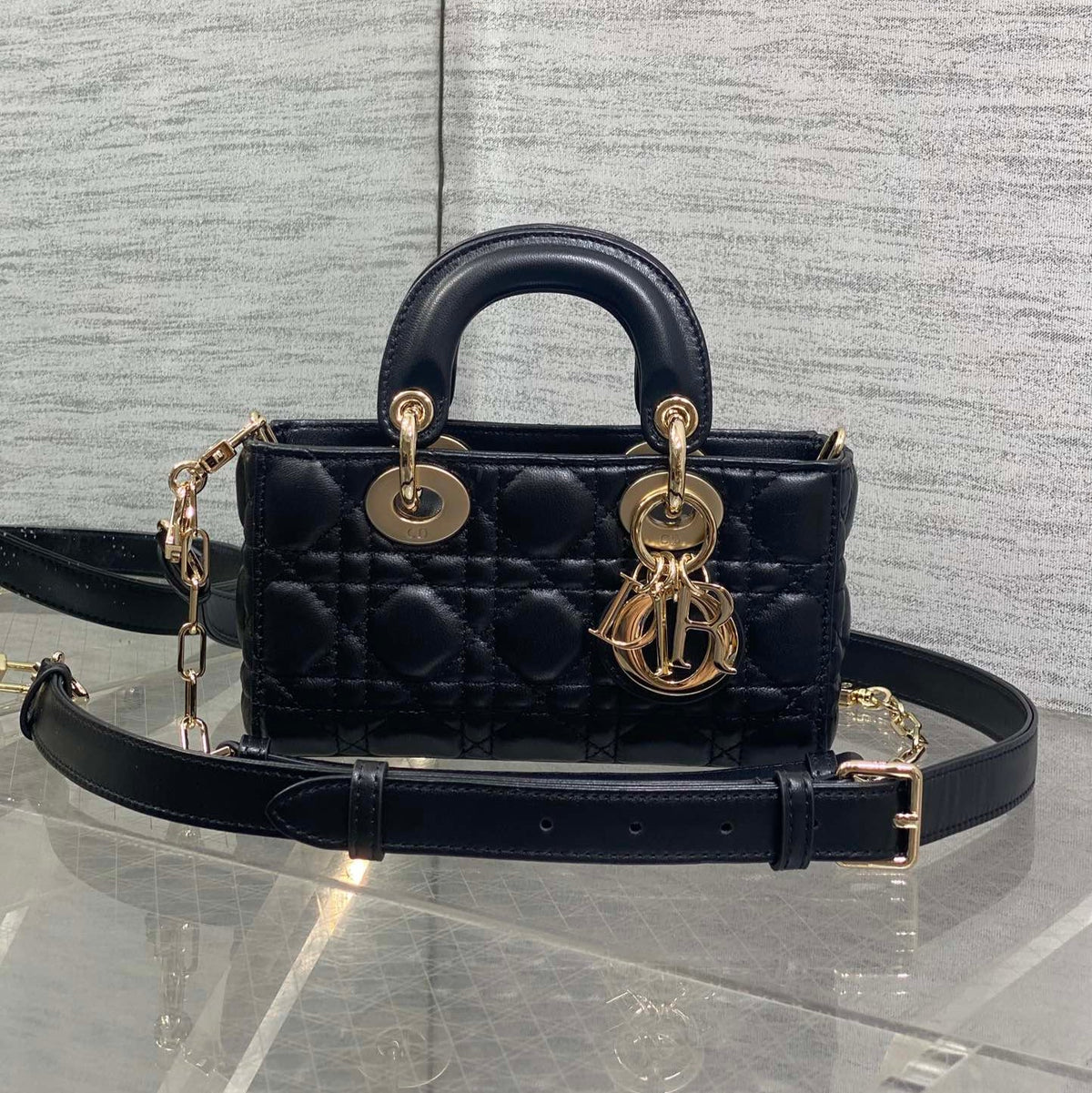 DIOR 25S MICRO LADY D-JOY 19 IN BLACK CALFSKIN GOLD HARDWARE