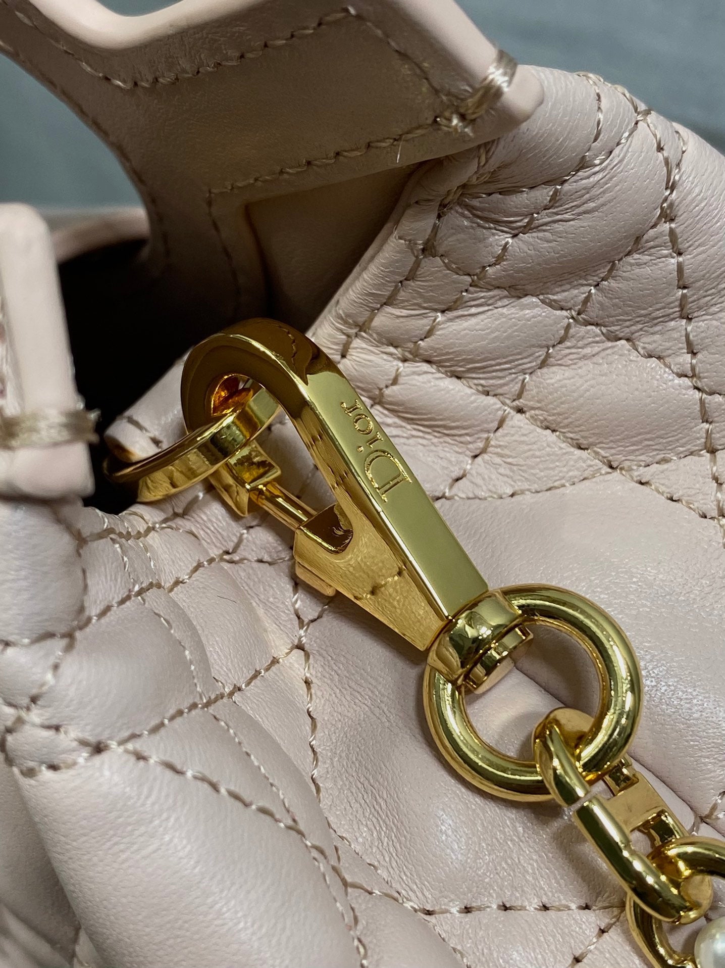 DIOR 25S JOLIE TOP HANDLE MINI BAG 18 IN BABY PINK CALFSKIN GOLD HARDWARE