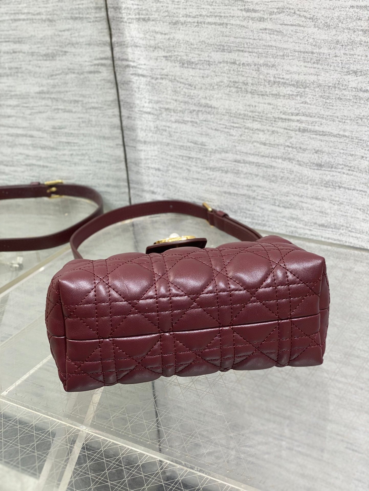 DIOR 25S JOLIE TOP HANDLE MINI BAG 18 IN BURGUNDY CALFSKIN GOLD HARDWARE