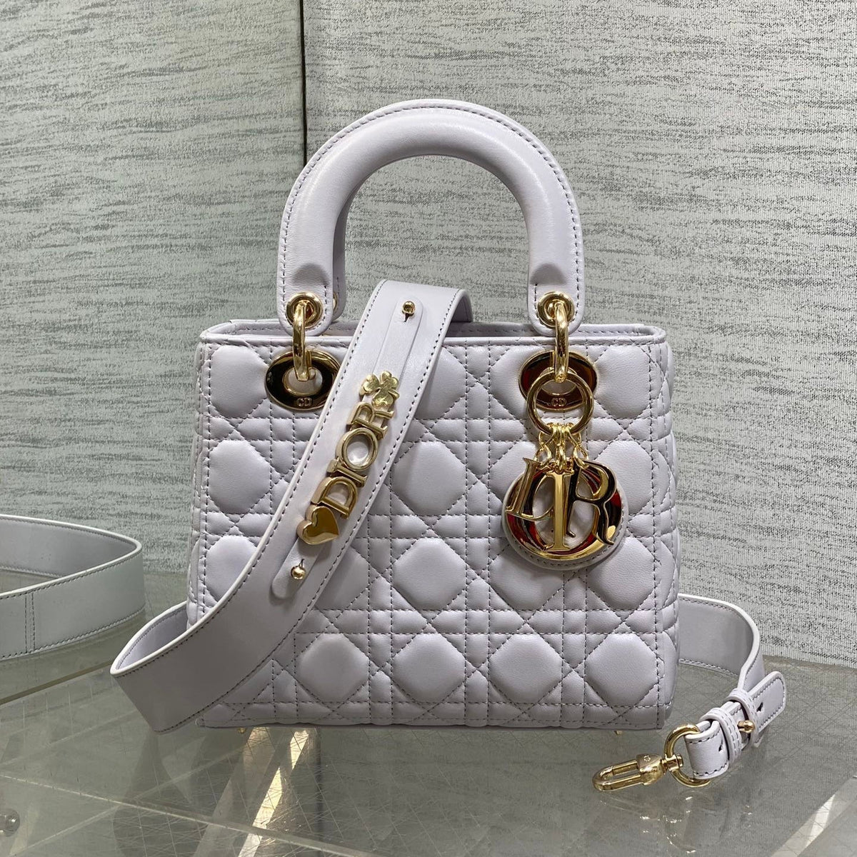DIOR 25S LADY DIOR BAG 20 IN LILAC CANNAGE CALFSKIN GOLD HARDWRE