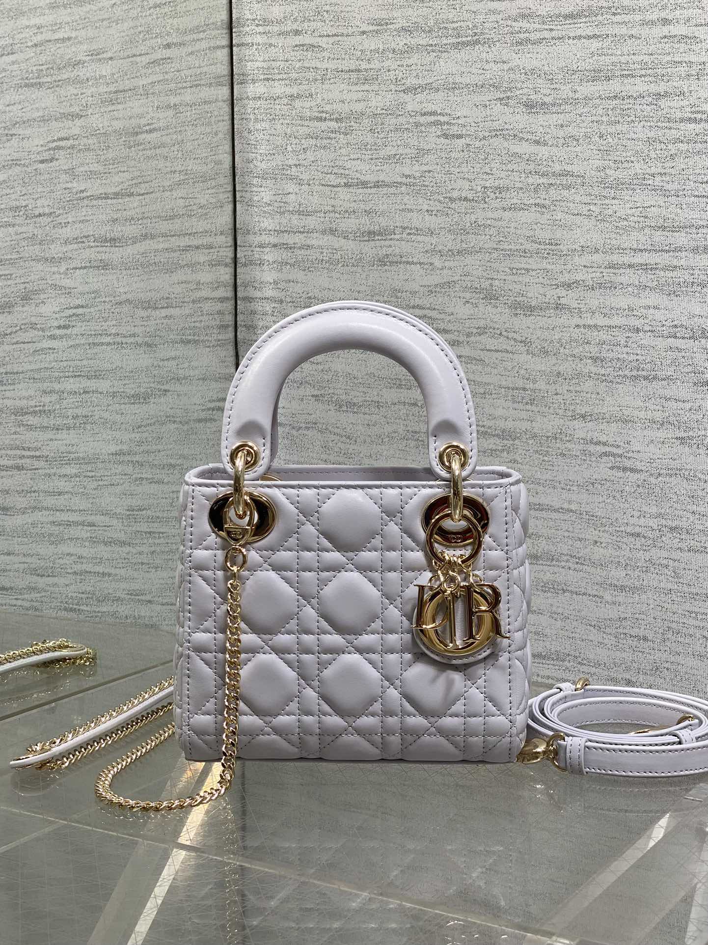 DIOR 25S MINI LADY DIOR BAG 17 IN LILAC CANNAGE CALFSKIN GOLD HARDWARE