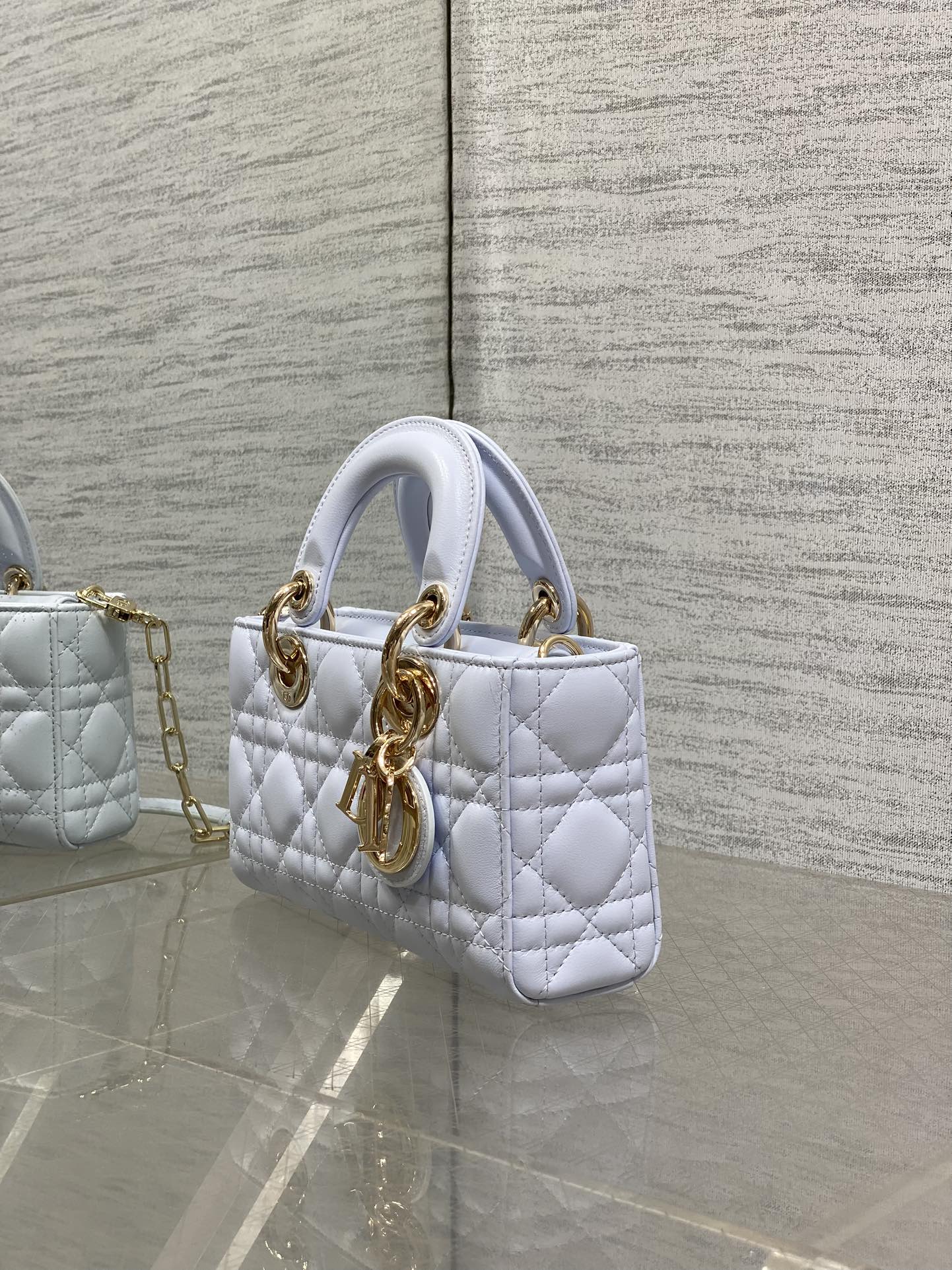 DIOR 25S SMALL LADY D‑JOY BAG 19 IN LIGHT BLUE CANNAGE CALFSKIN GOLD HARDWRE