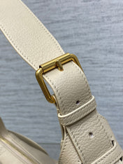 DIOR 25S SMALL VOYAGE BAG 23 IN POWDER BEIGE FLAT MACROCANNAGE GRAINED CALFSKIN