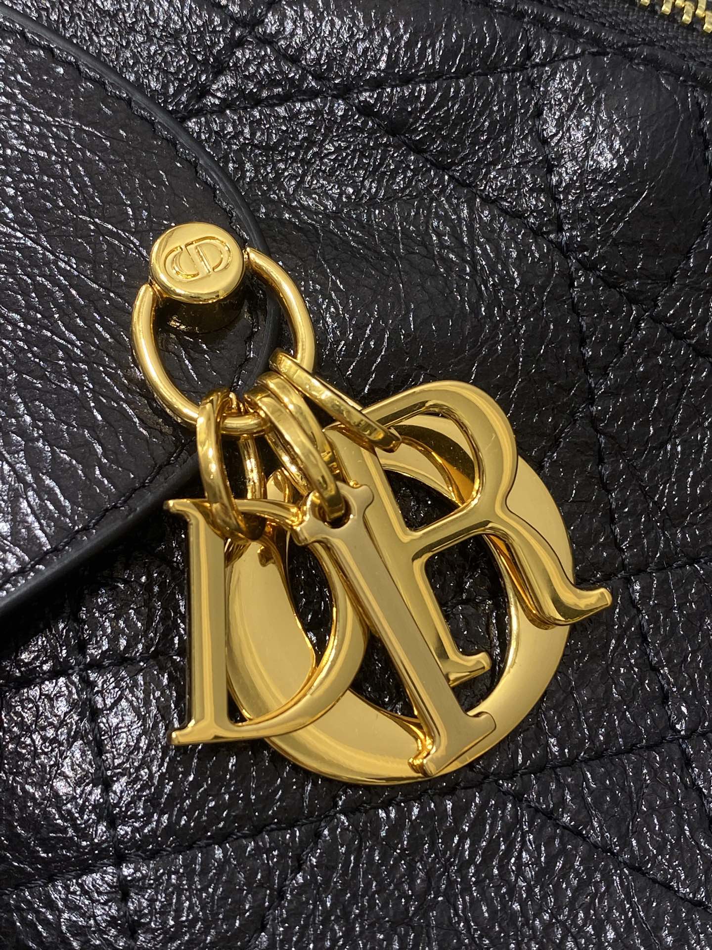 DIOR 25S VOYAGE BAG 34 IN BLACK FLAT MACROCANNAGE GRAINED GLOSSY CALFSKIN