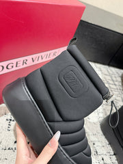 VIV' UP ANKLE BOOTS IN BLACK TECHNICAL FABRIC FLEECE LINING