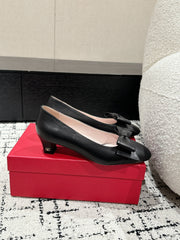 VLTN HIGH HEEL 25S 40 MM IN BLACK CALFSKIN WITH BOW