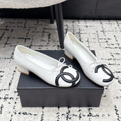 CHANEL 26S HIGH HEELS IN WHITE LAMBSKIN WITH BOW
