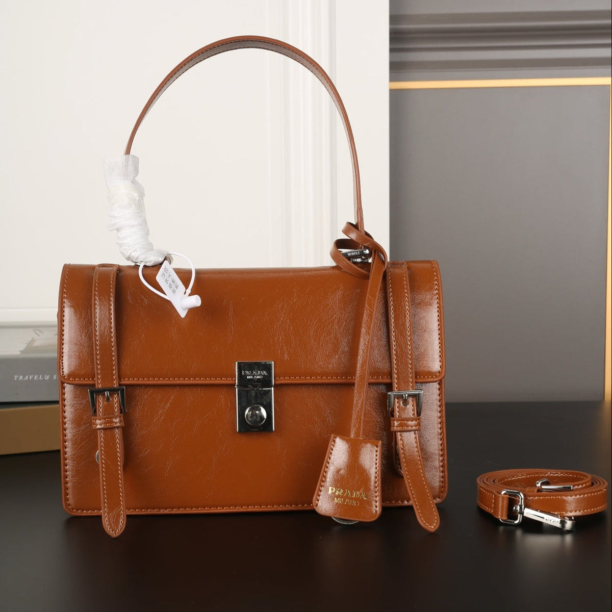 WORK BRIEFCASE 33 IN BROWN SHINY SMOOTH CALFSKIN