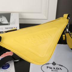 TRIANGLE SHOULDER BAG 27 IN LIGHT YELLOW SAFFIANO LEATHER