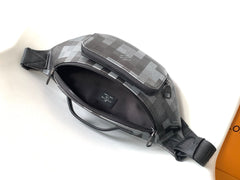 LV 25S ORIGINAL DYNAMIC BUMBAG 30 IN CANVAS DAMOFLAGE BLACK