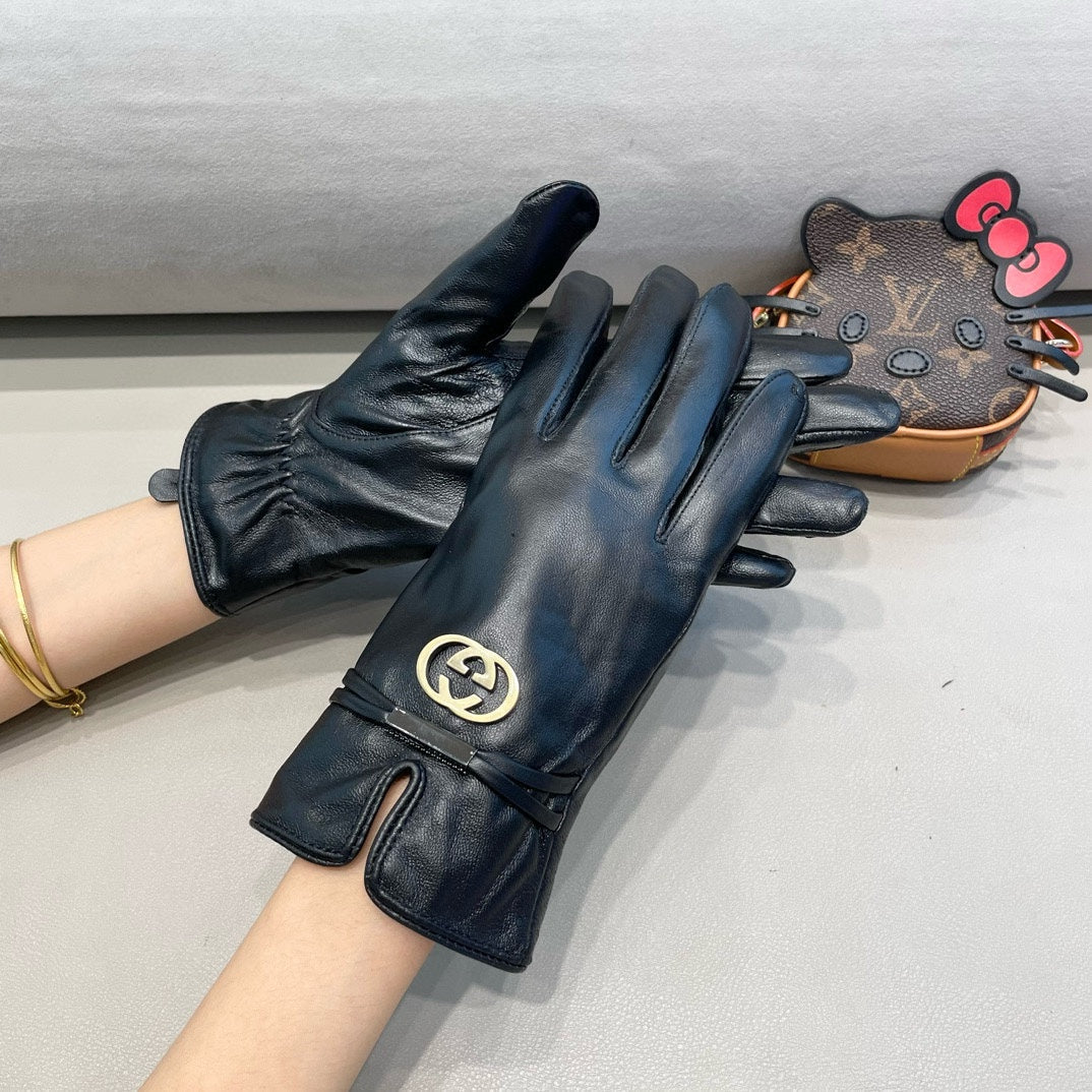 TOUCHSCREEN GLOVES IN BLACK SHEEPSKIN 391498