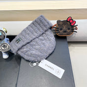 BEANIE HAT IN COOL GRAY WOOL 413327