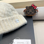 BEANIE HAT IN WHITE WOOL 413328