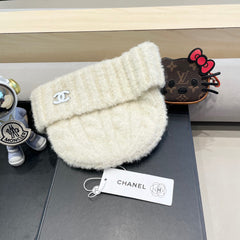 BEANIE HAT IN WHITE WOOL 413328