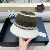 BUCKET HAT IN COLORFUL FLEECE 421131