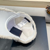 BASEBALL CAP IN WHITE WOOL 421243
