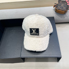 BASEBALL CAP IN WHITE WOOL 421243
