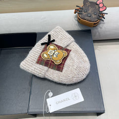 BEANIE HAT IN CAMEL BEIGE WOOL WITH BOW 421255