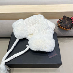 KNITTED BEANIE HAT IN WHITE WOOL WITH JAPANESE CAT EARS 421259