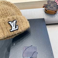 KNITTED BEANIE HAT IN CAMEL BEIGE WOOL 421266