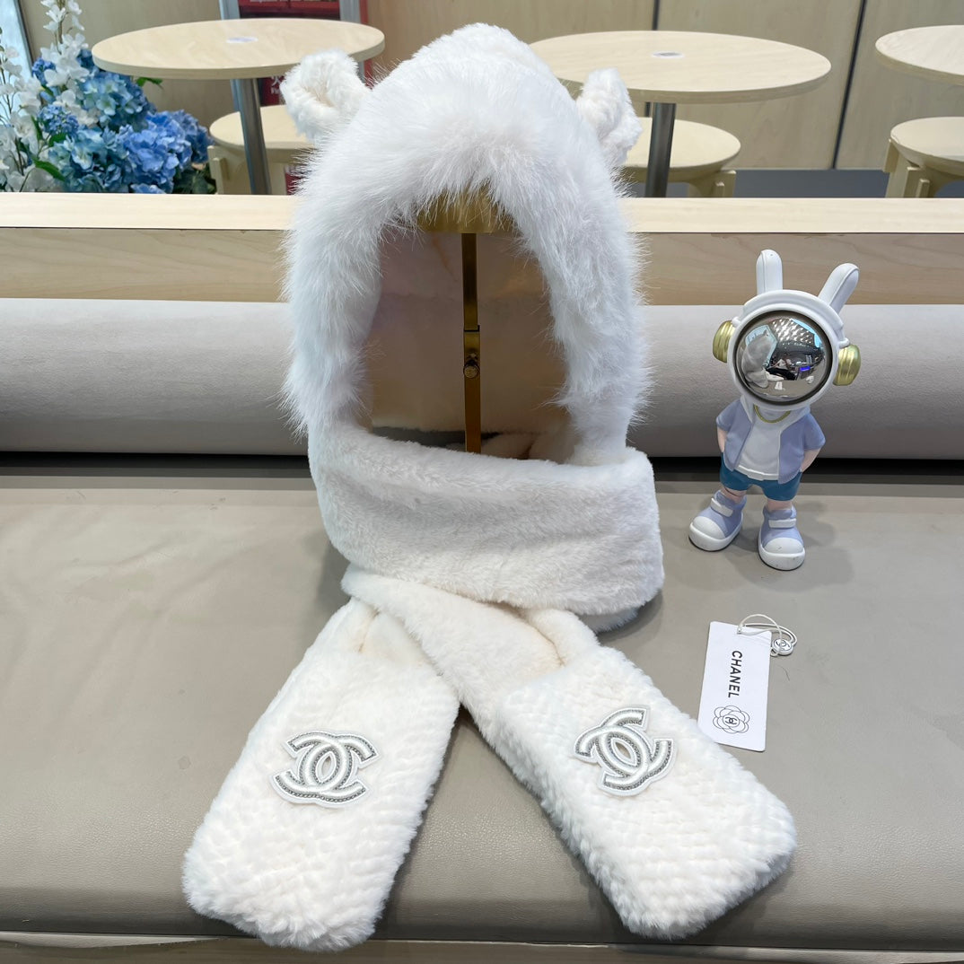 BALACLAVA HAT IN WHITE FLEECE 422223